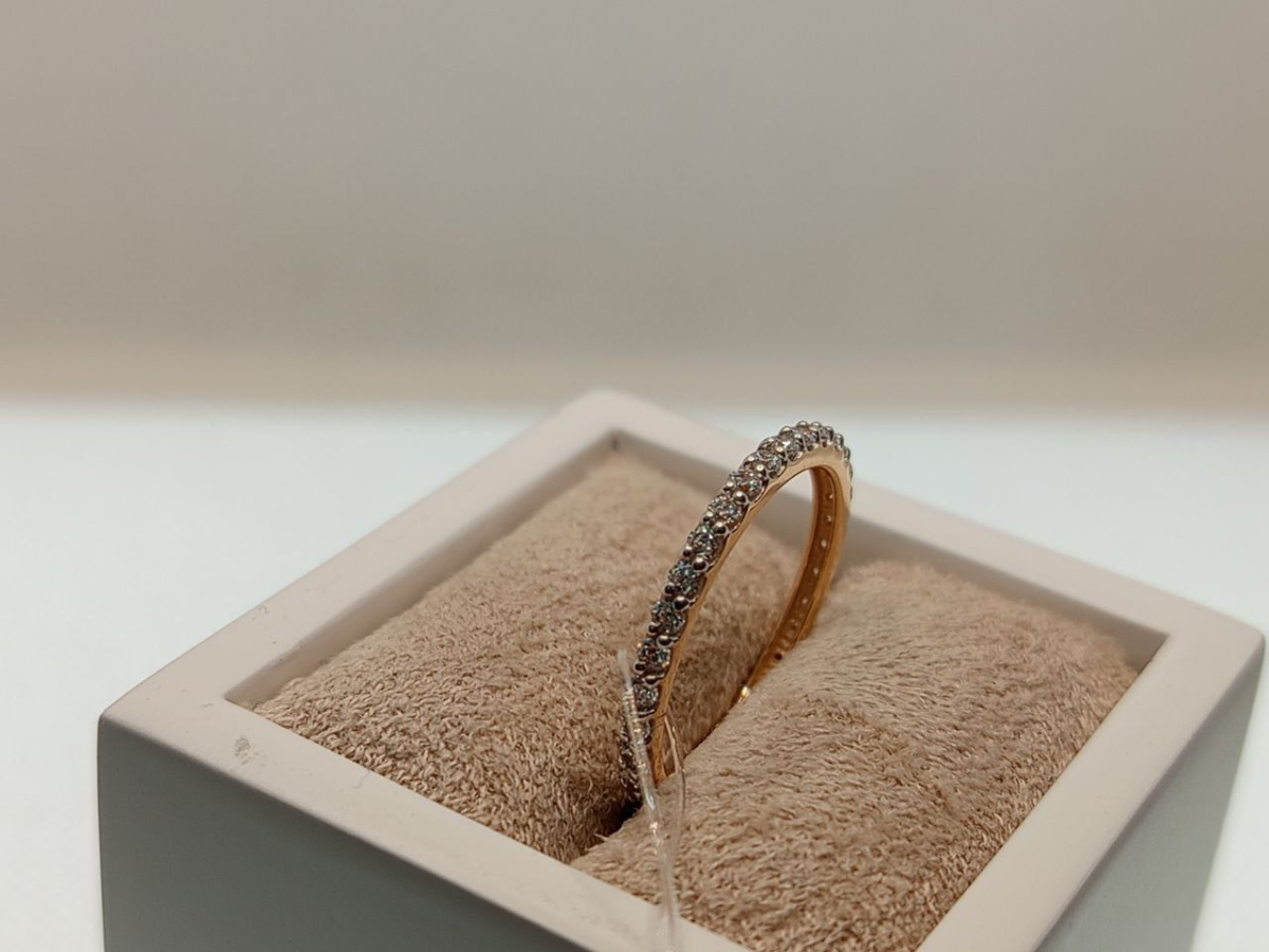 КОЛЬЦО С КАМНЯМИ (Au 585)