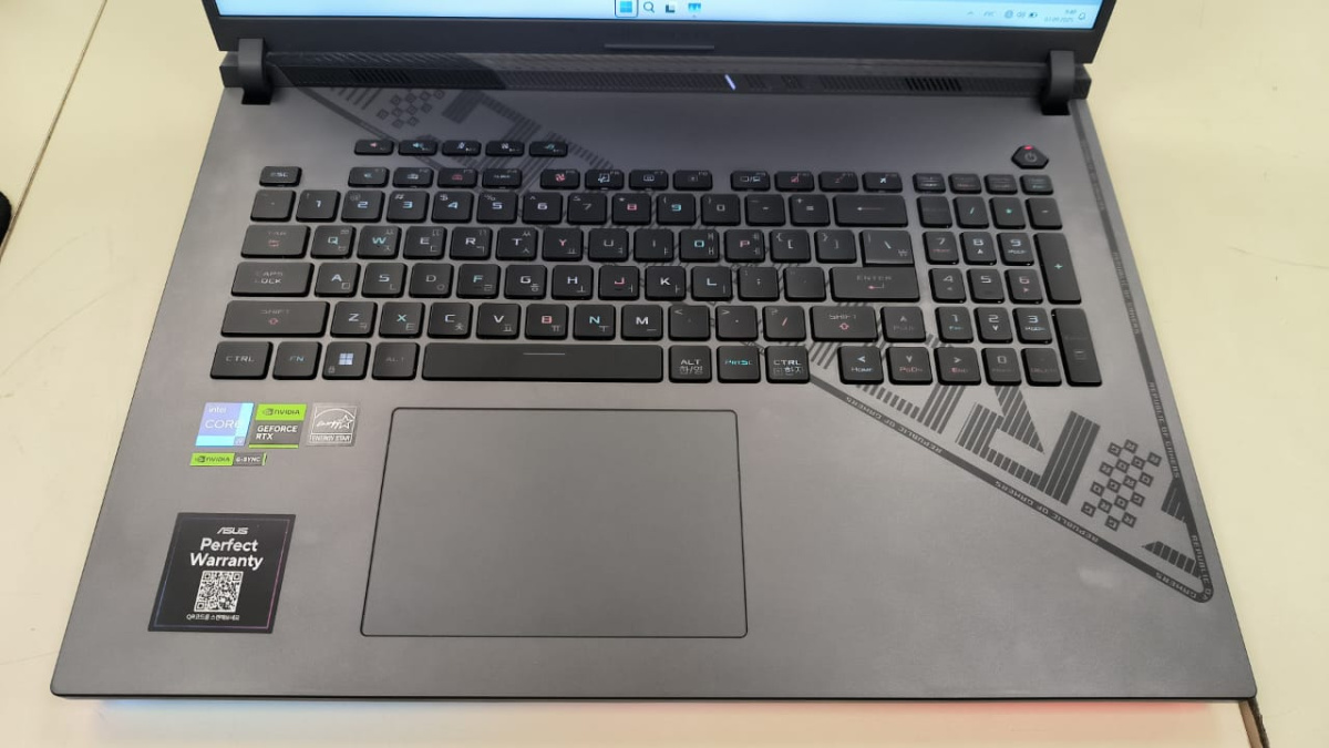 Ноутбук ASUS Strix G18 G814JV-N6024; Core i9-13900, Geforce RTX 4060, 16 Гб, 1 Tb, Нет