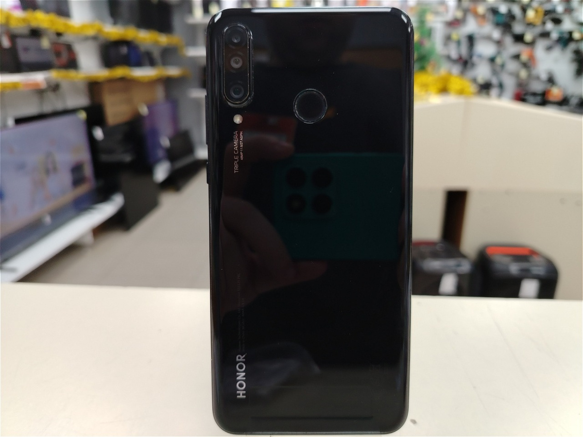 Смартфон Honor 20S 6/128Gb