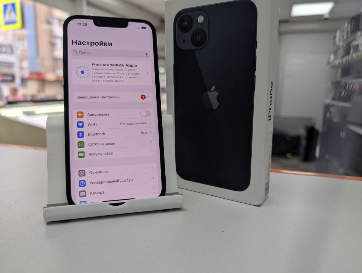 Смартфон Apple iPhone 13 128Gb
