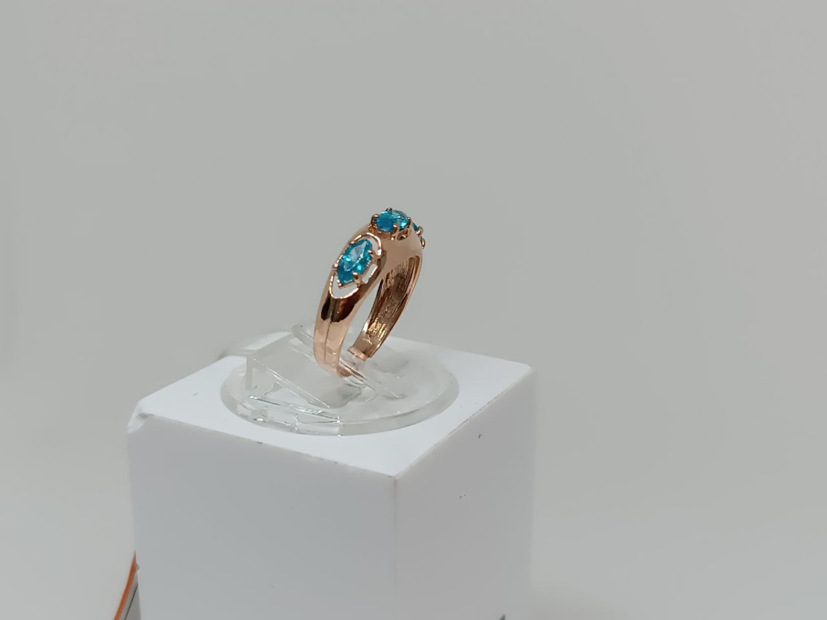 КОЛЬЦО С КАМНЯМИ (Au 585)