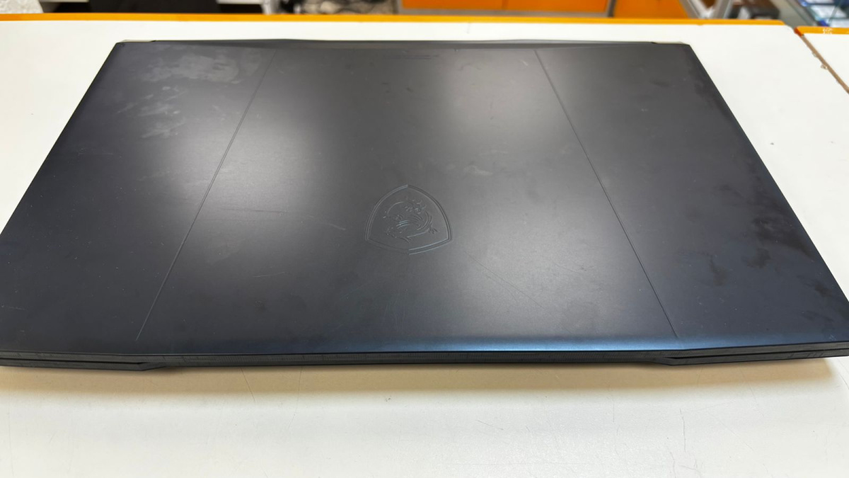 Ноутбук MSI Katana 17 B12VFK-424RU; Core I5-12450H, Geforce RTX 4060, 16 Гб, 512 GB, Нет