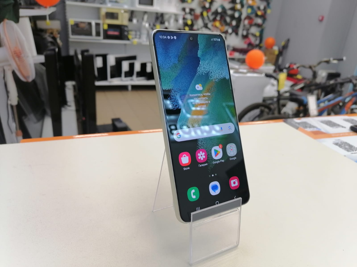 Смартфон Samsung Galaxy S21 FE 6/128