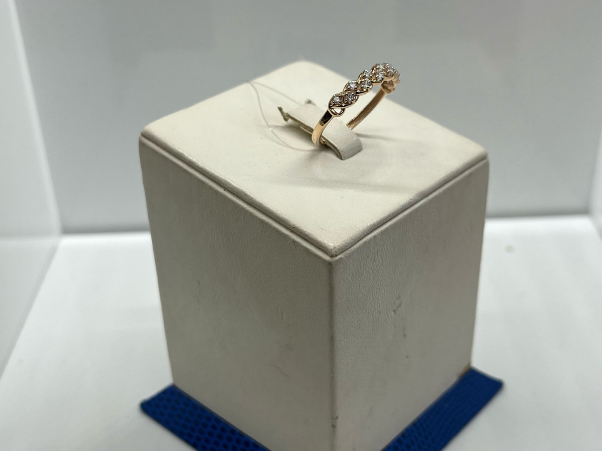 КОЛЬЦО С КАМНЯМИ (Au 585)