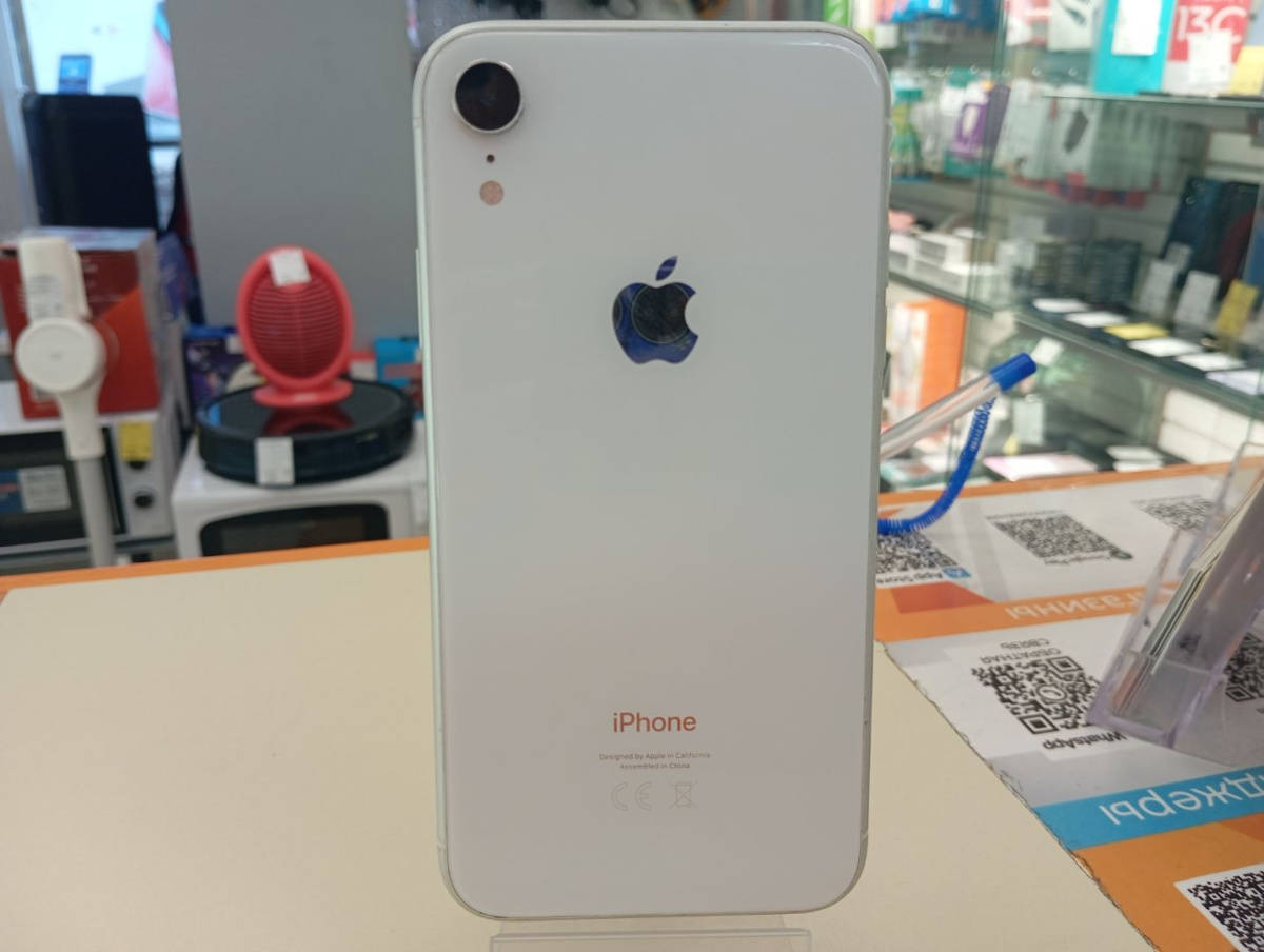 Смартфон Apple iPhone Xr 64Gb