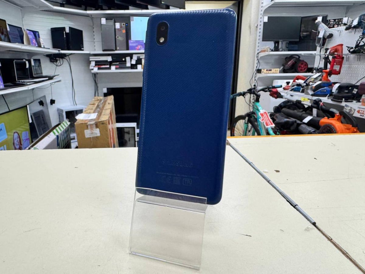 Смартфон Samsung Galaxy A01 Core 2/16