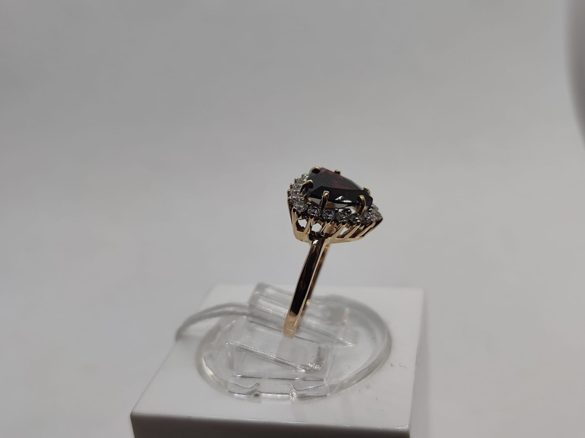 КОЛКМИ585 КОЛЬЦО С КАМНЯМИ (Au 585)