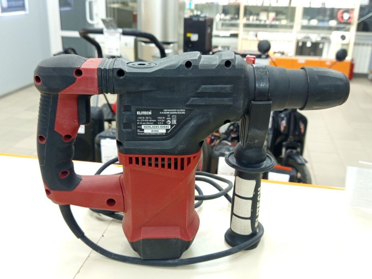 Перфоратор Elitech П 4-32ЭМ