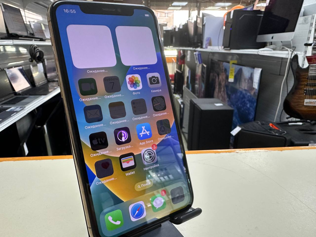 Смартфон Apple iPhone 11 Pro 64Gb