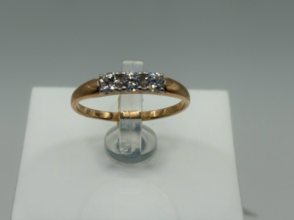 КОЛЬЦО С КАМНЯМИ (Au 585)