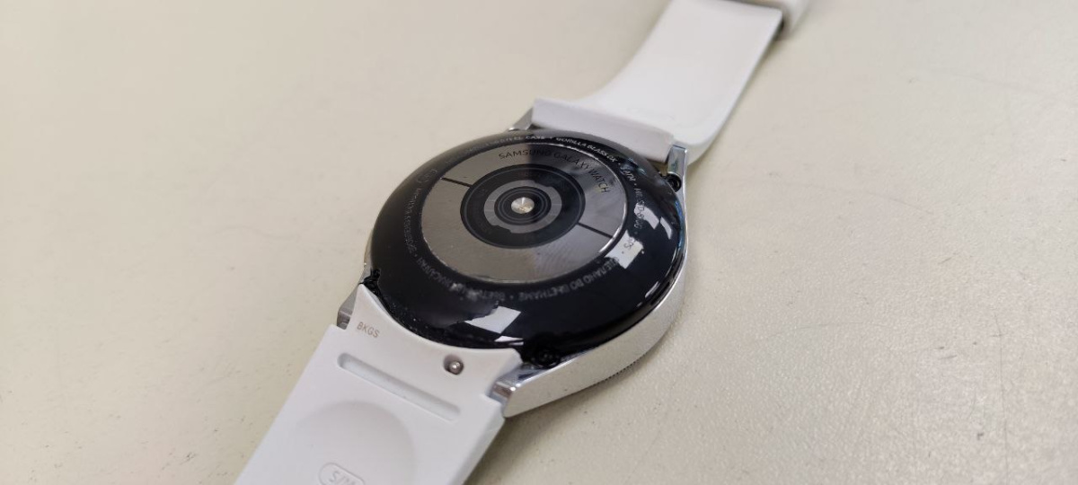 Смарт-часы Samsung Galaxy Watch 4 40mm