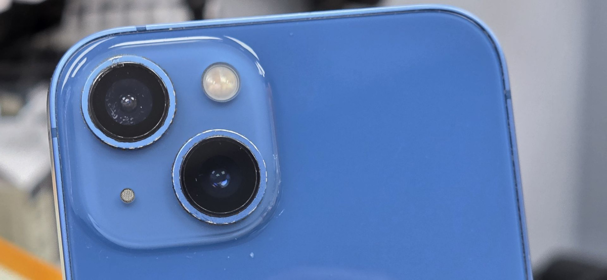 Смартфон Apple iPhone 13 128Gb