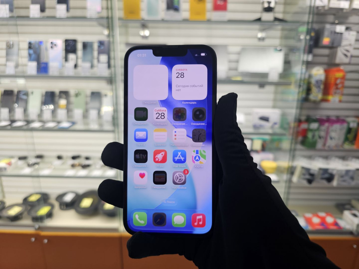 Смартфон Apple iPhone 13 128Gb