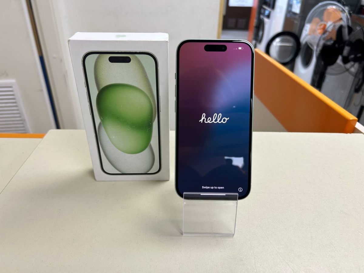 Смартфон Apple Iphone 15 128Gb