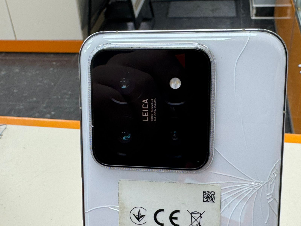 Смартфон Xiaomi 14 12/512Gb