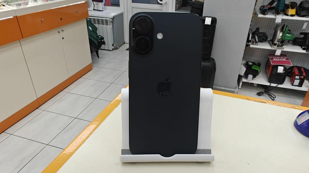 Смартфон Apple Iphone 16 128Gb