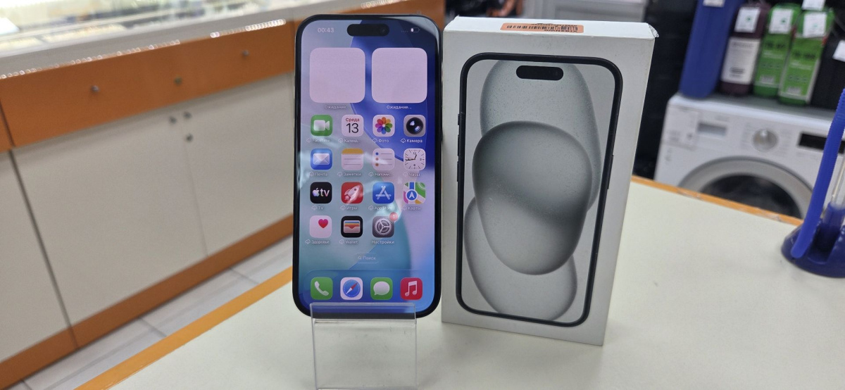 Смартфон Apple Iphone 15 128Gb