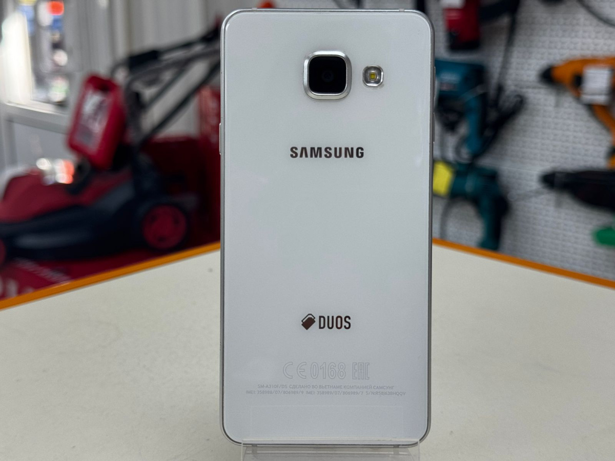 Смартфон Samsung Galaxy A3 1/16