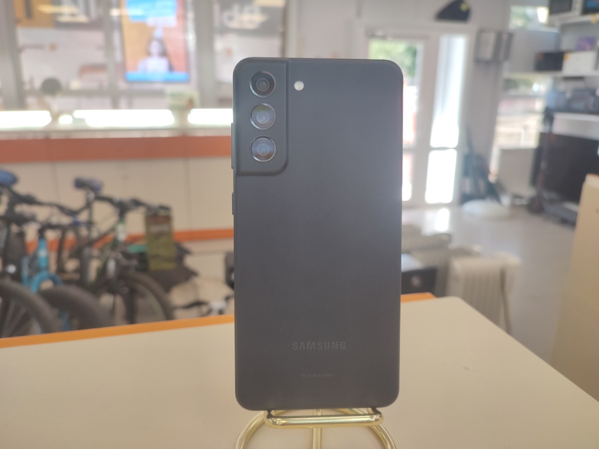 Смартфон Samsung Galaxy S21 FE 5G 8/128