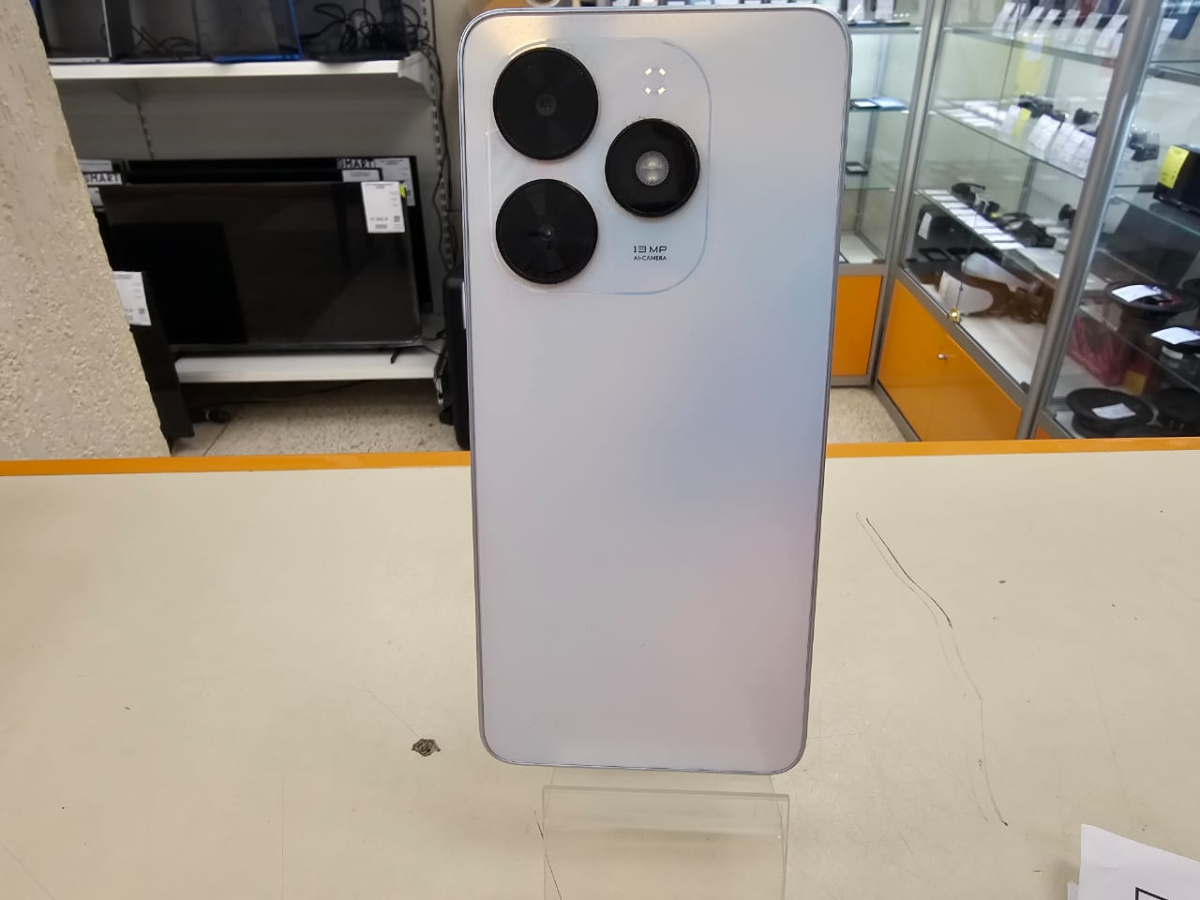 Смартфон Tecno Spark Go 2024 3/64