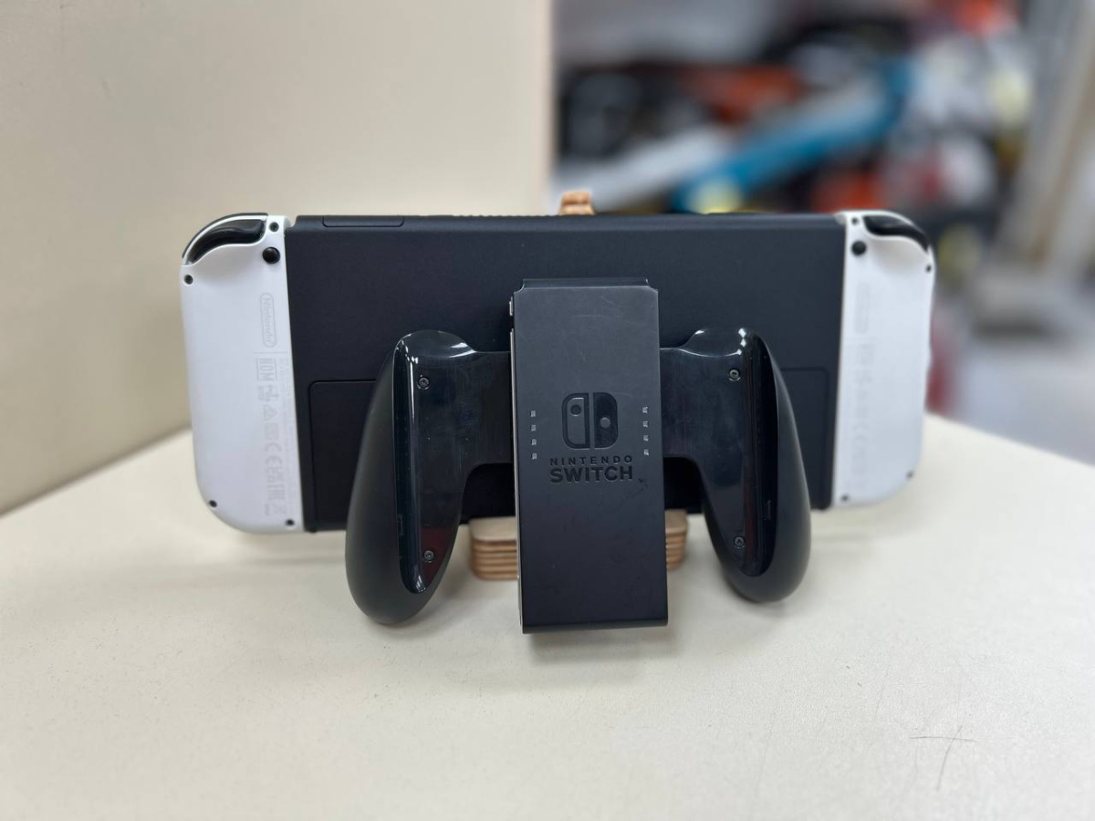 Игровая приставка Nintendo Switch Oled