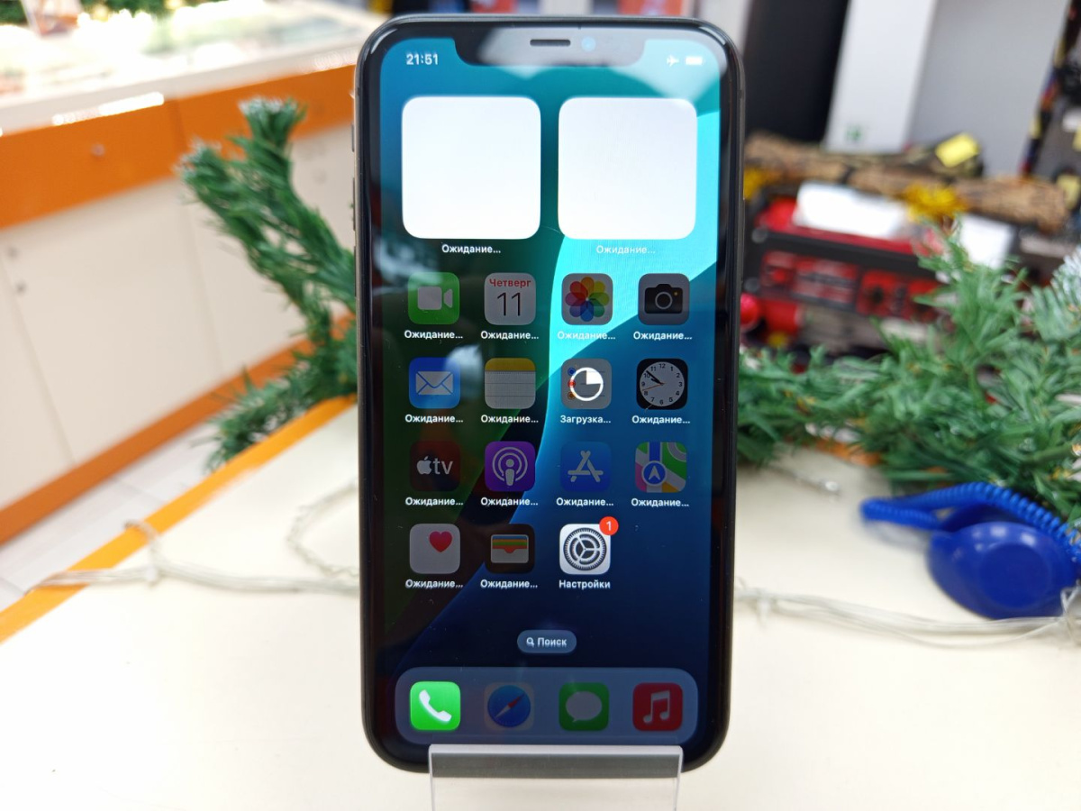 Смартфон Apple iPhone 11 64Gb