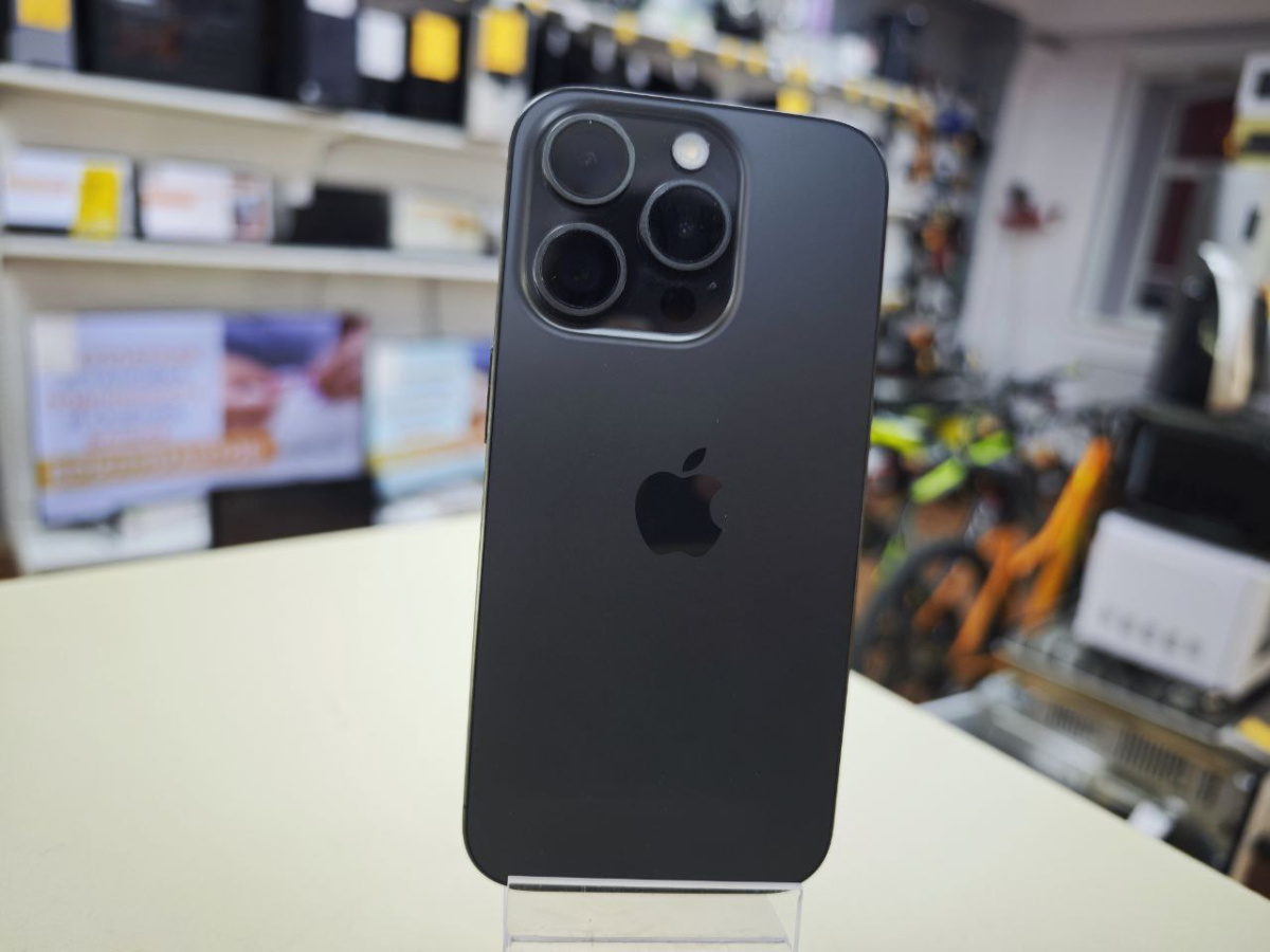 Смартфон Apple Iphone 15 Pro 128Gb