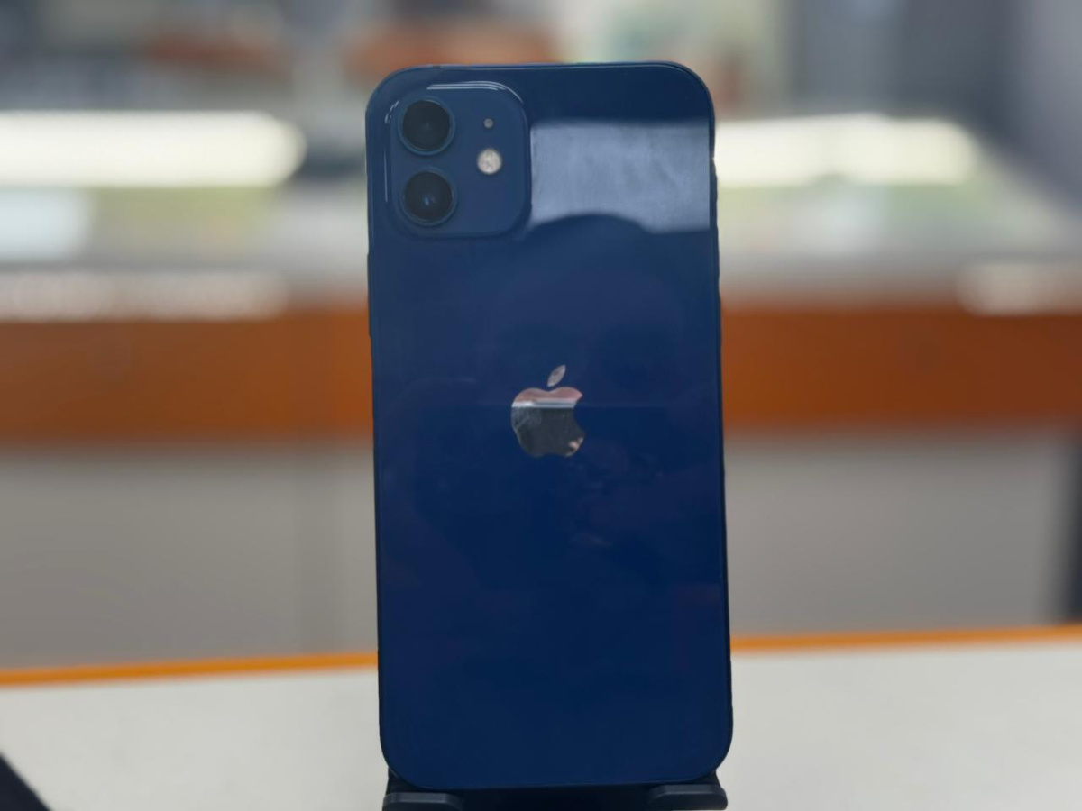 Смартфон Apple iPhone 12 128Gb