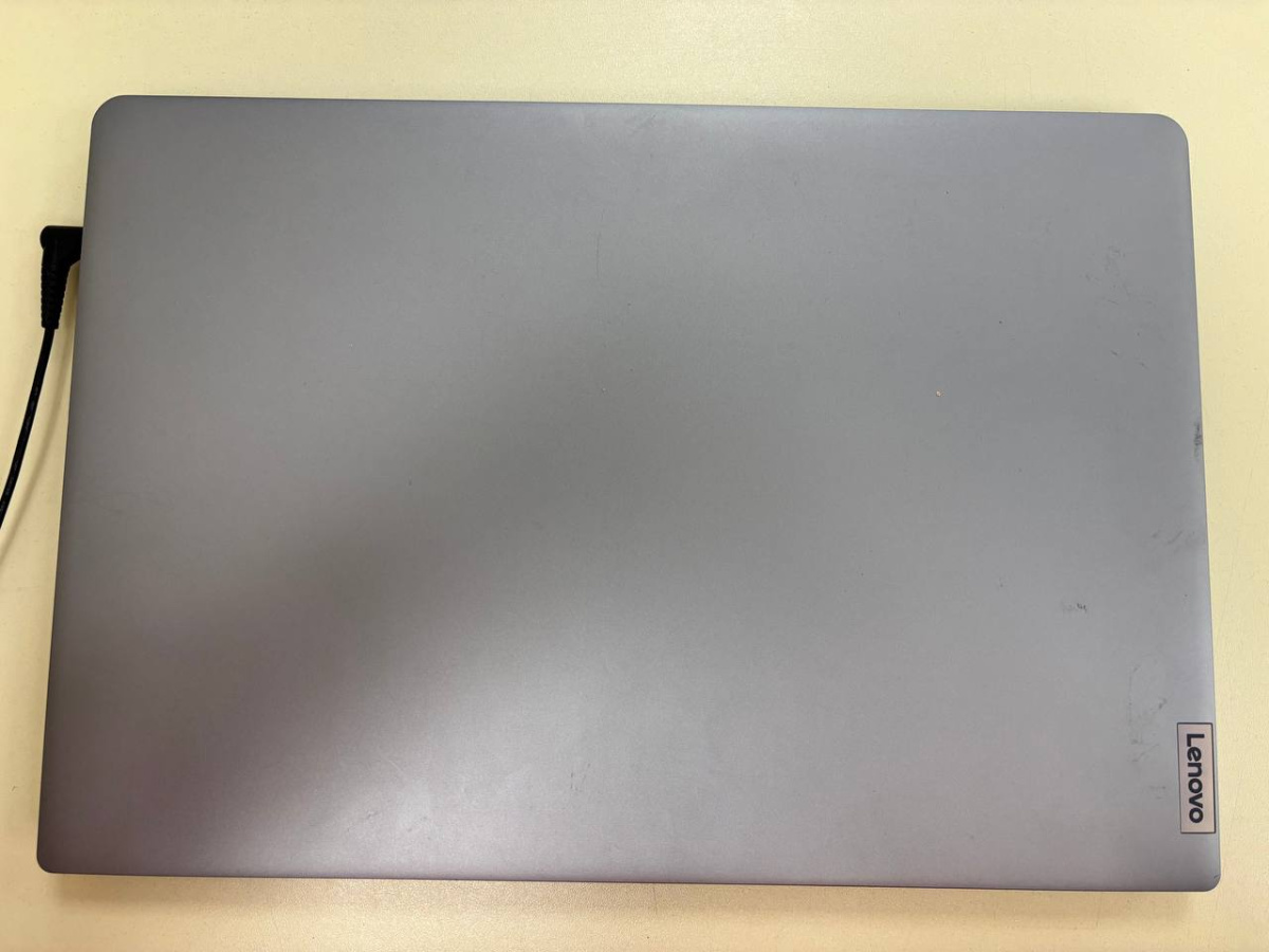 Ноутбук Lenovo *; Pentium Gold 7505, Intel UHD Graphics, 4 Гб, 120 Гб, Нет