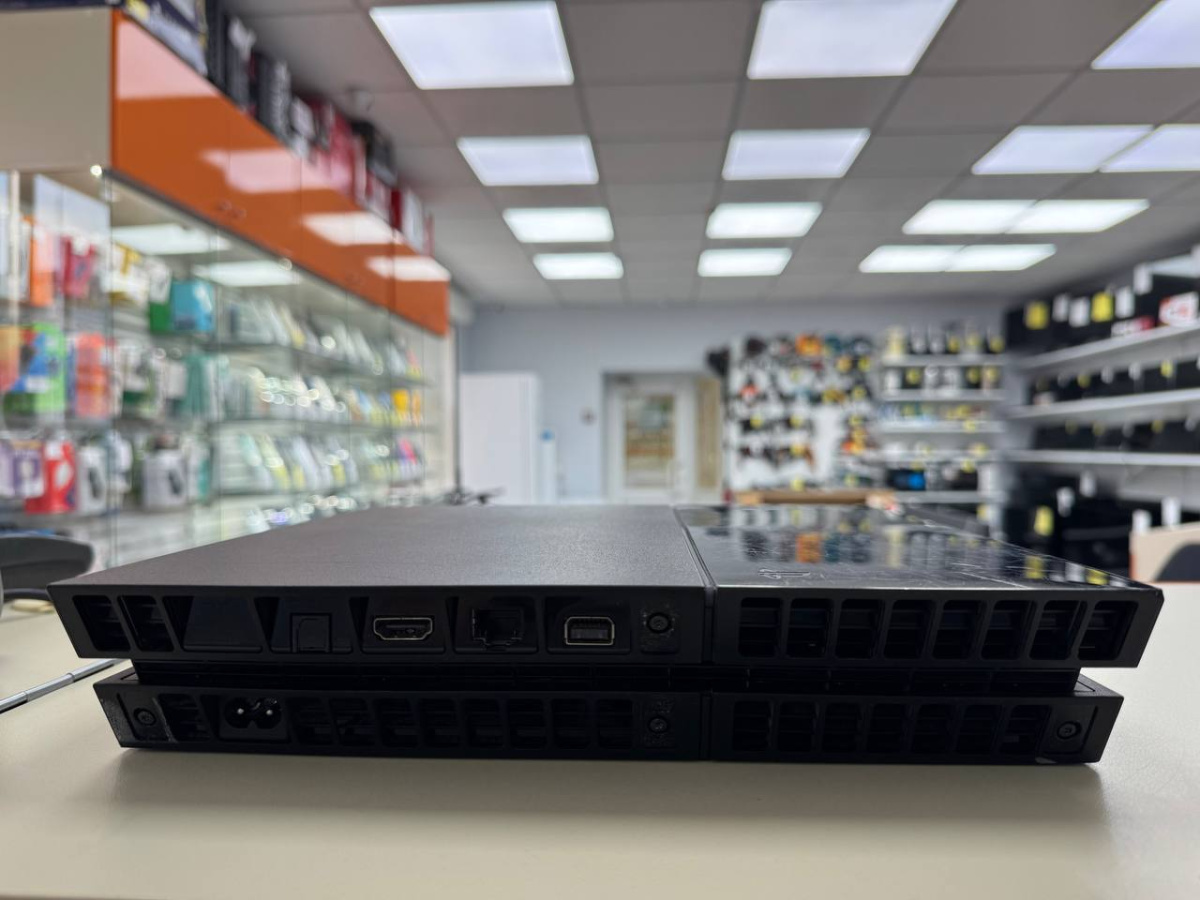 Игровая приставка PlayStation 4 FAT 500GB