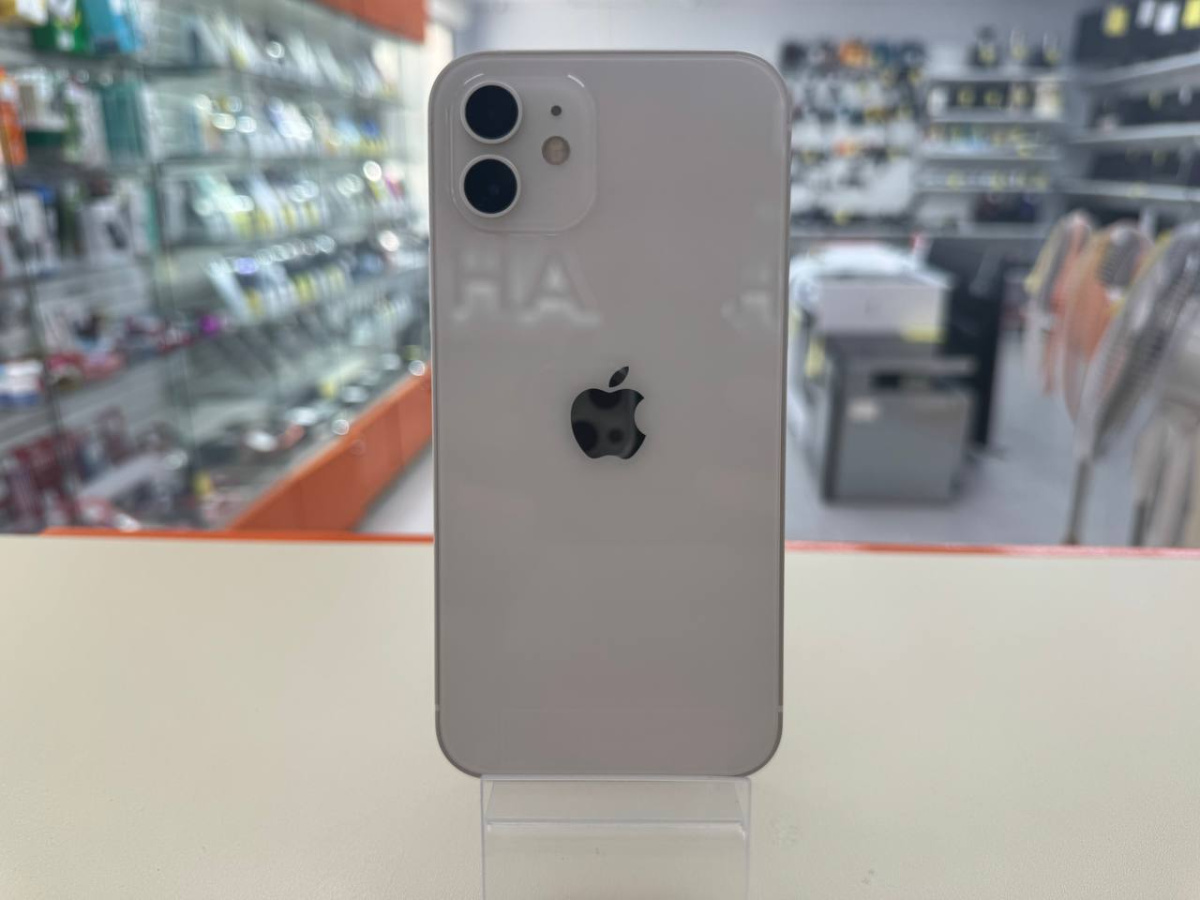 Смартфон Apple iPhone 12 128Gb