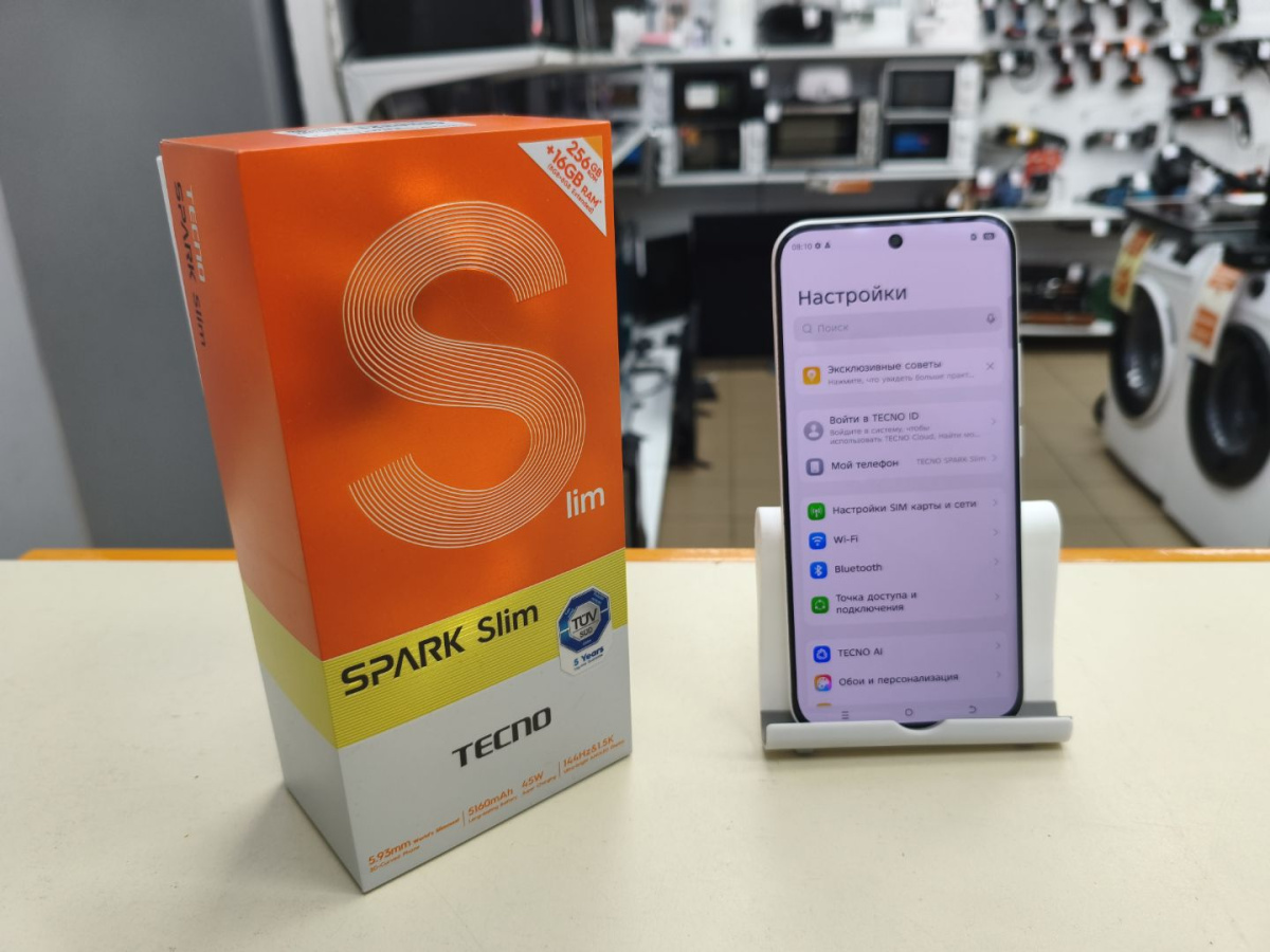 Смартфон Tecno Spark Slim 8/256