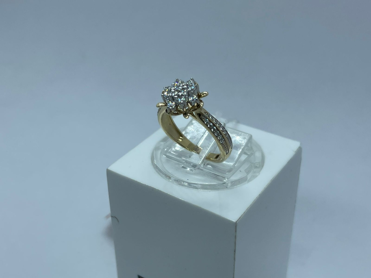 КОЛКМИ585 КОЛЬЦО С КАМНЯМИ (Au 585)