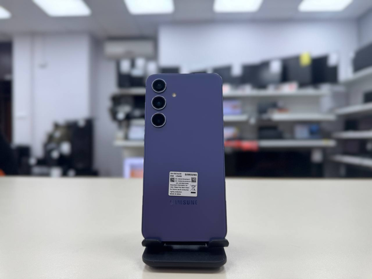 Смартфон Samsung Galaxy S24 8/256