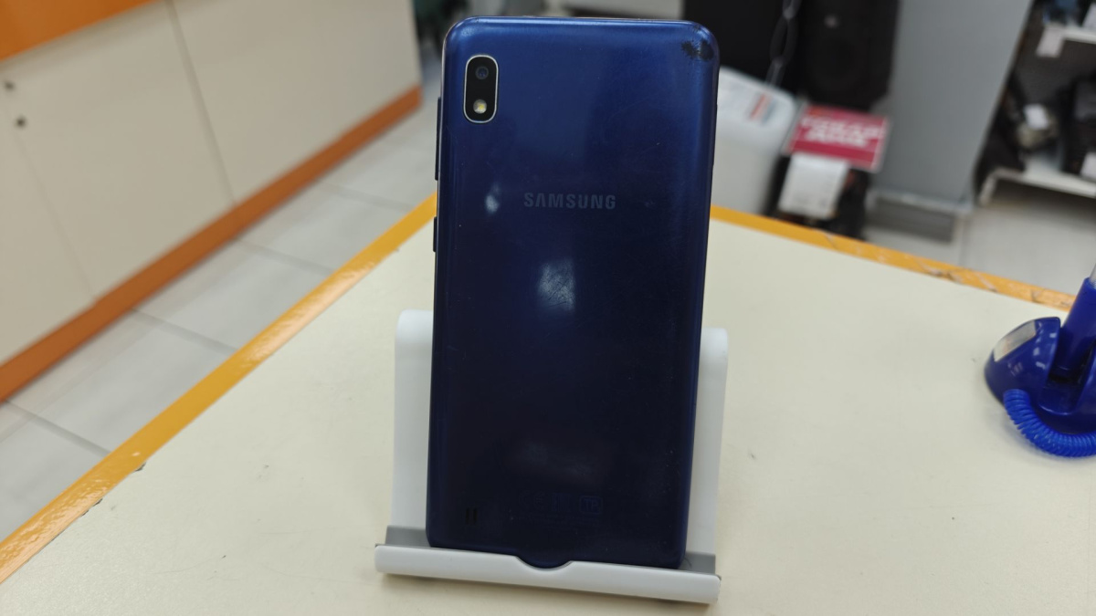 Смартфон Samsung Galaxy A10 2/32