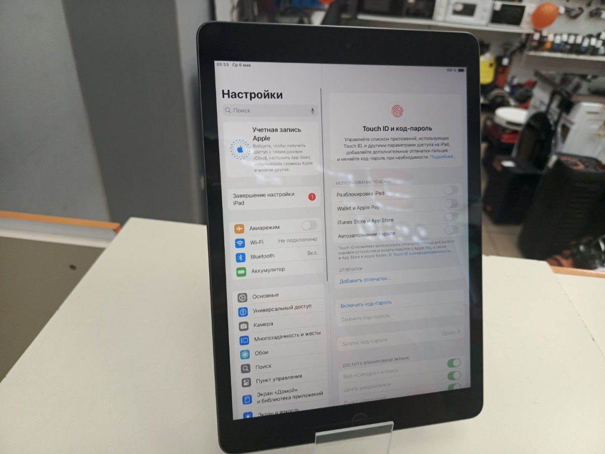 Планшет Apple iPad 9 64 ГБ (2021 A2602 (Wi-Fi)