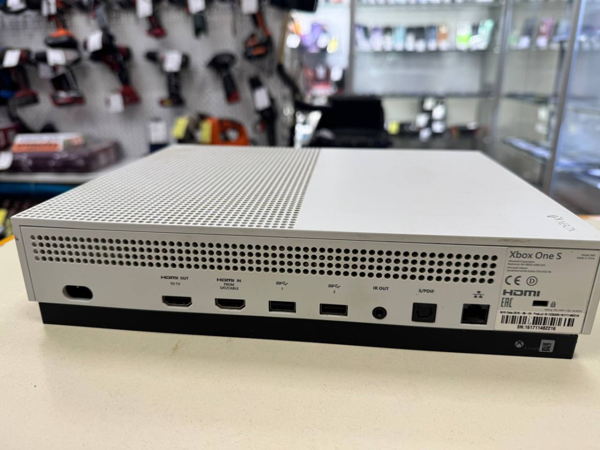 Игровая приставка Xbox One S 1TB