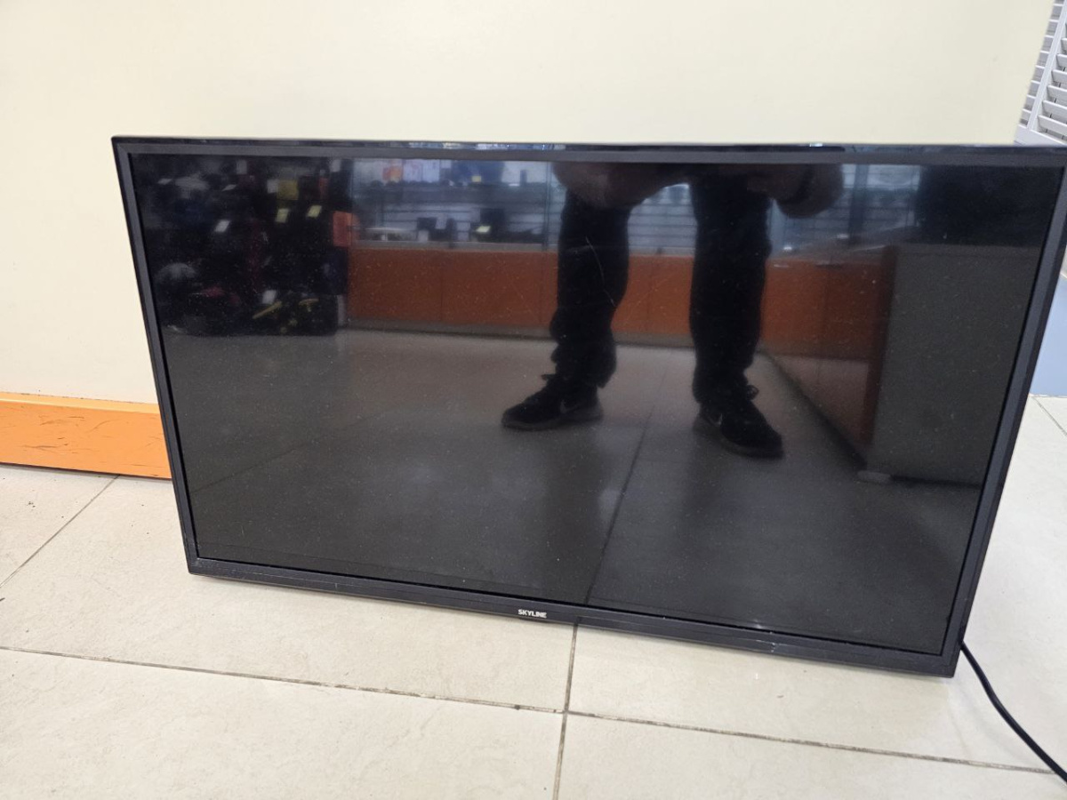 LED Телевизор Skyline 32YST5970