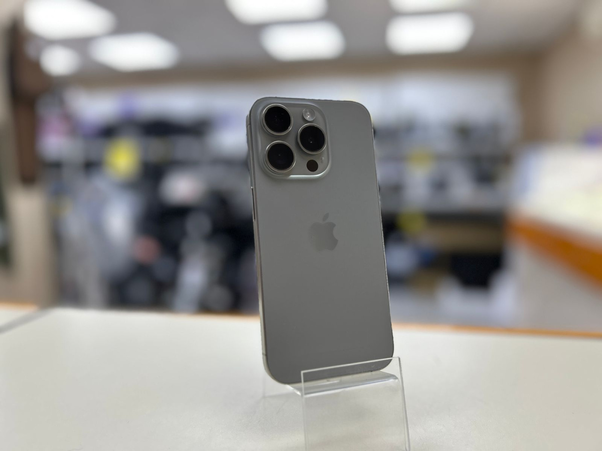 Смартфон Apple Iphone 15 Pro 256Gb
