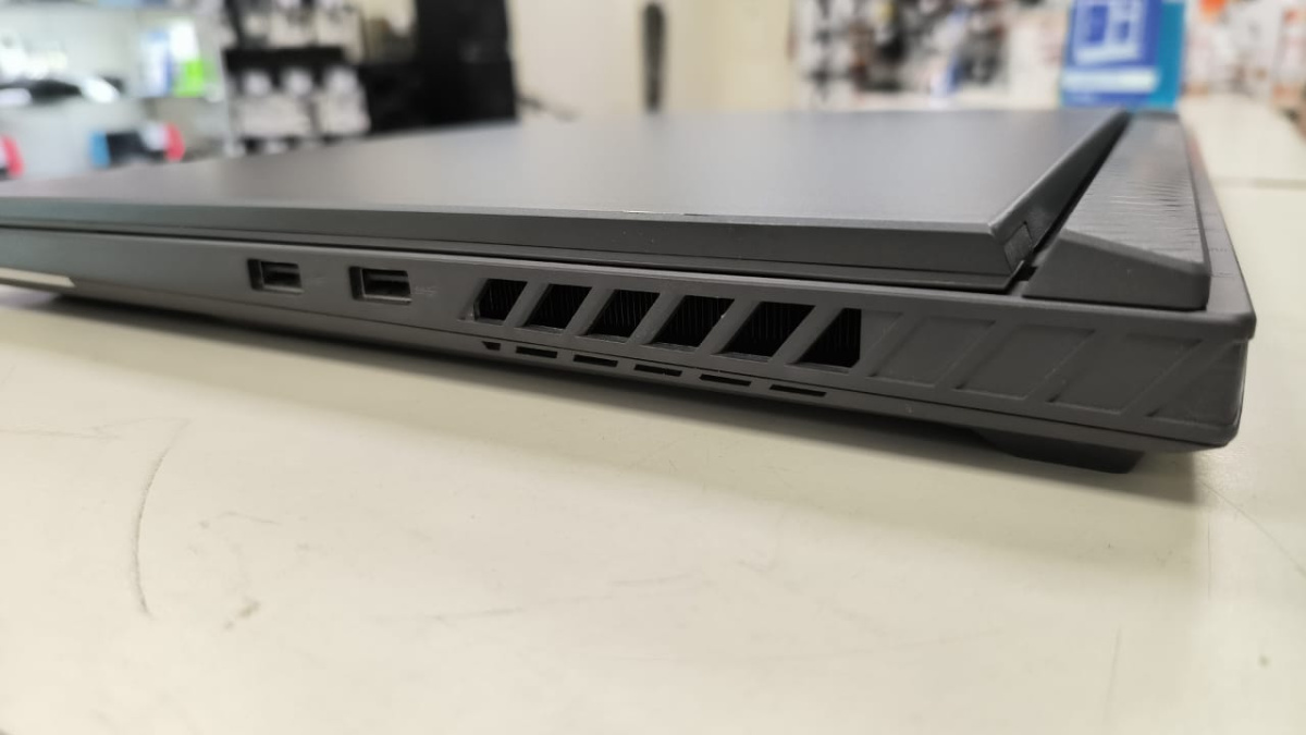 Ноутбук ASUS Strix G18 G814JV-N6024; Core i9-13900, Geforce RTX 4060, 16 Гб, 1 Tb, Нет