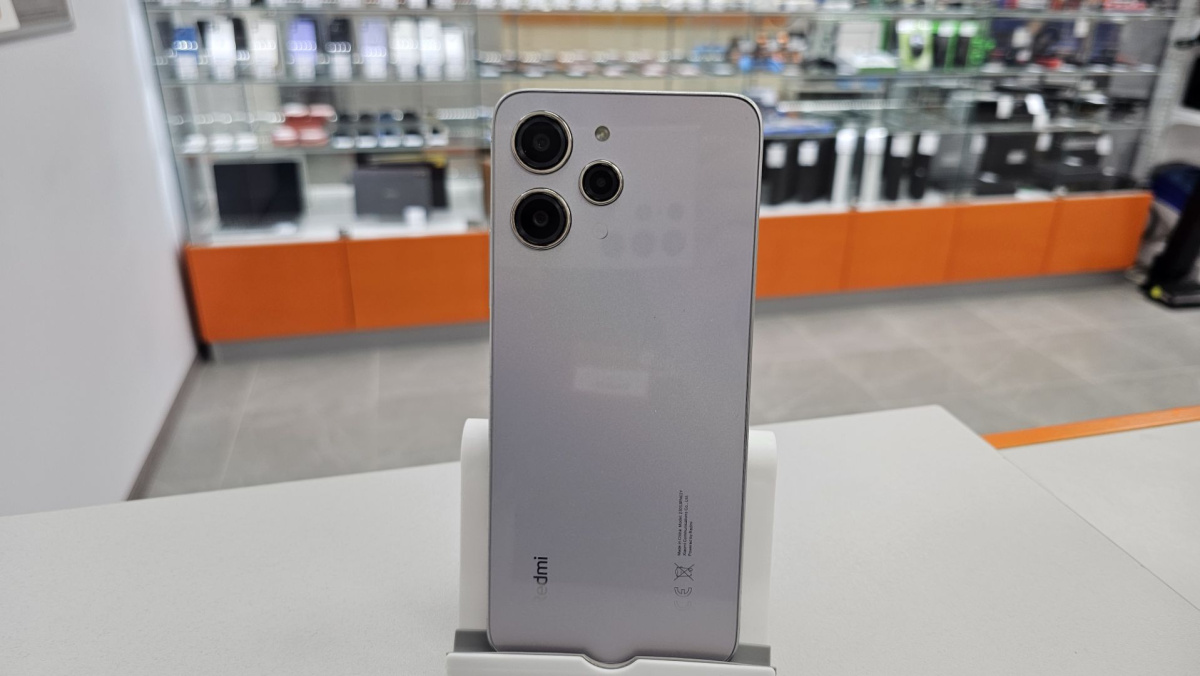 Смартфон Xiaomi Redmi 12 4/128