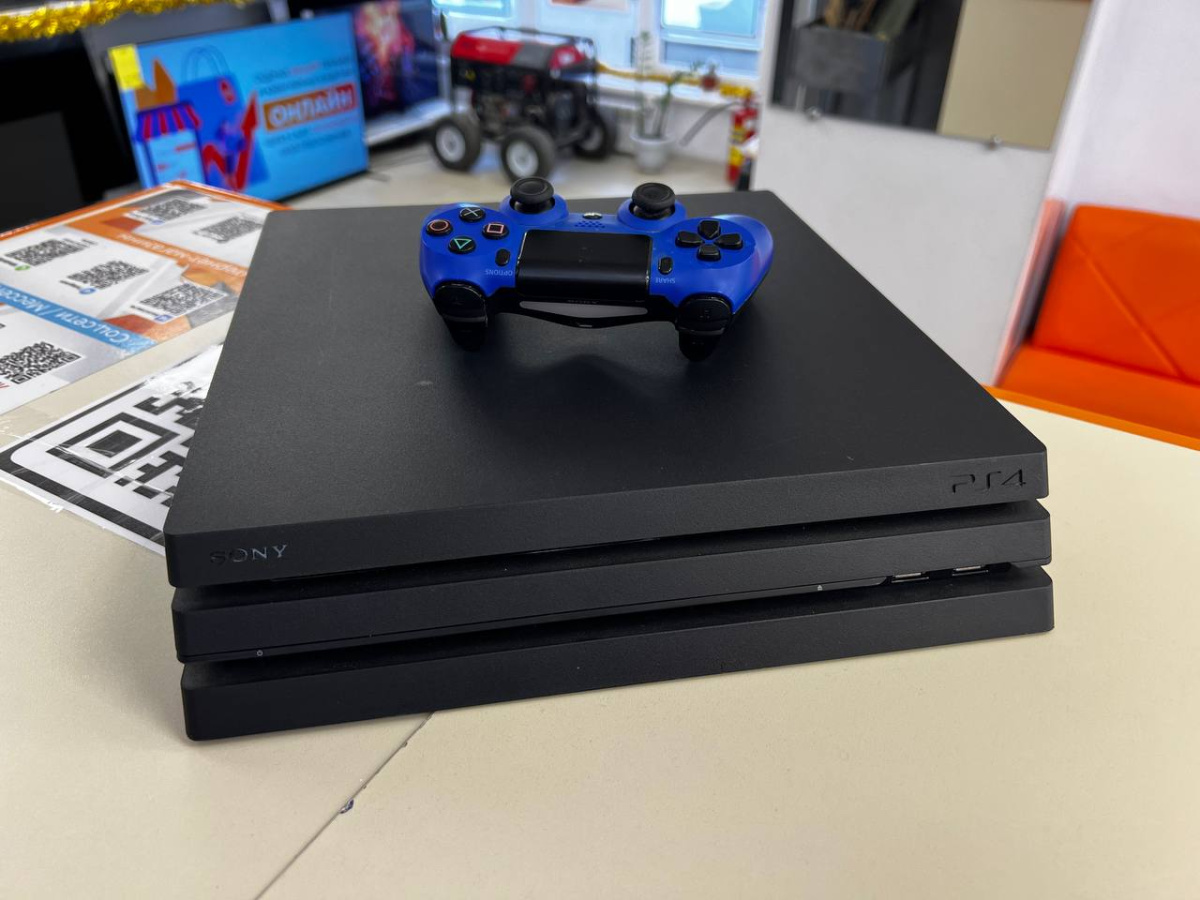 Игровая приставка PlayStation 4 Pro 1Tb