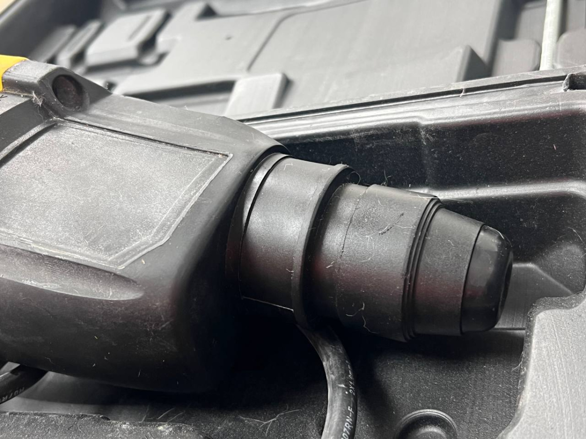 Перфоратор Wert Erh 0724HRE