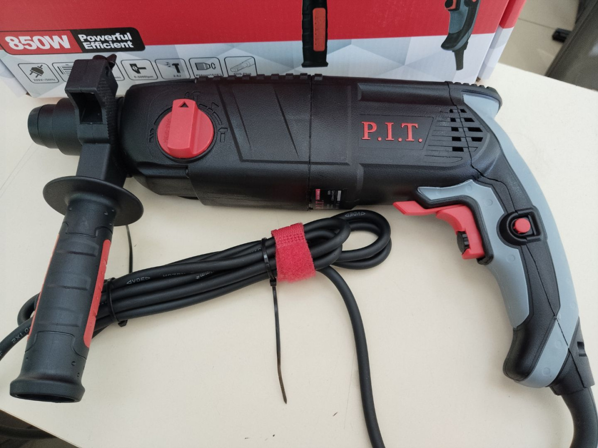 Перфоратор P.I.T. PBH24-C