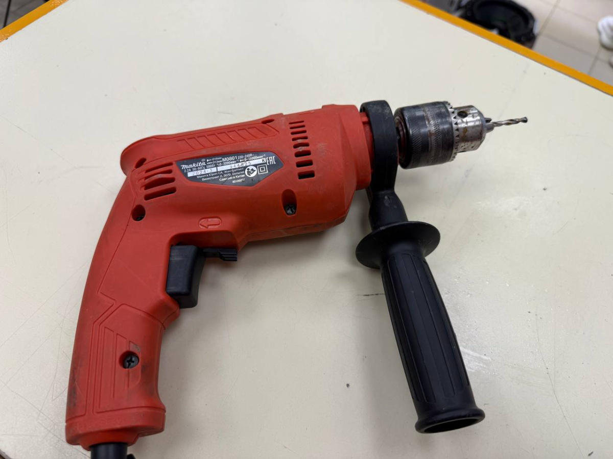 Дрель-ударная Makita M0801