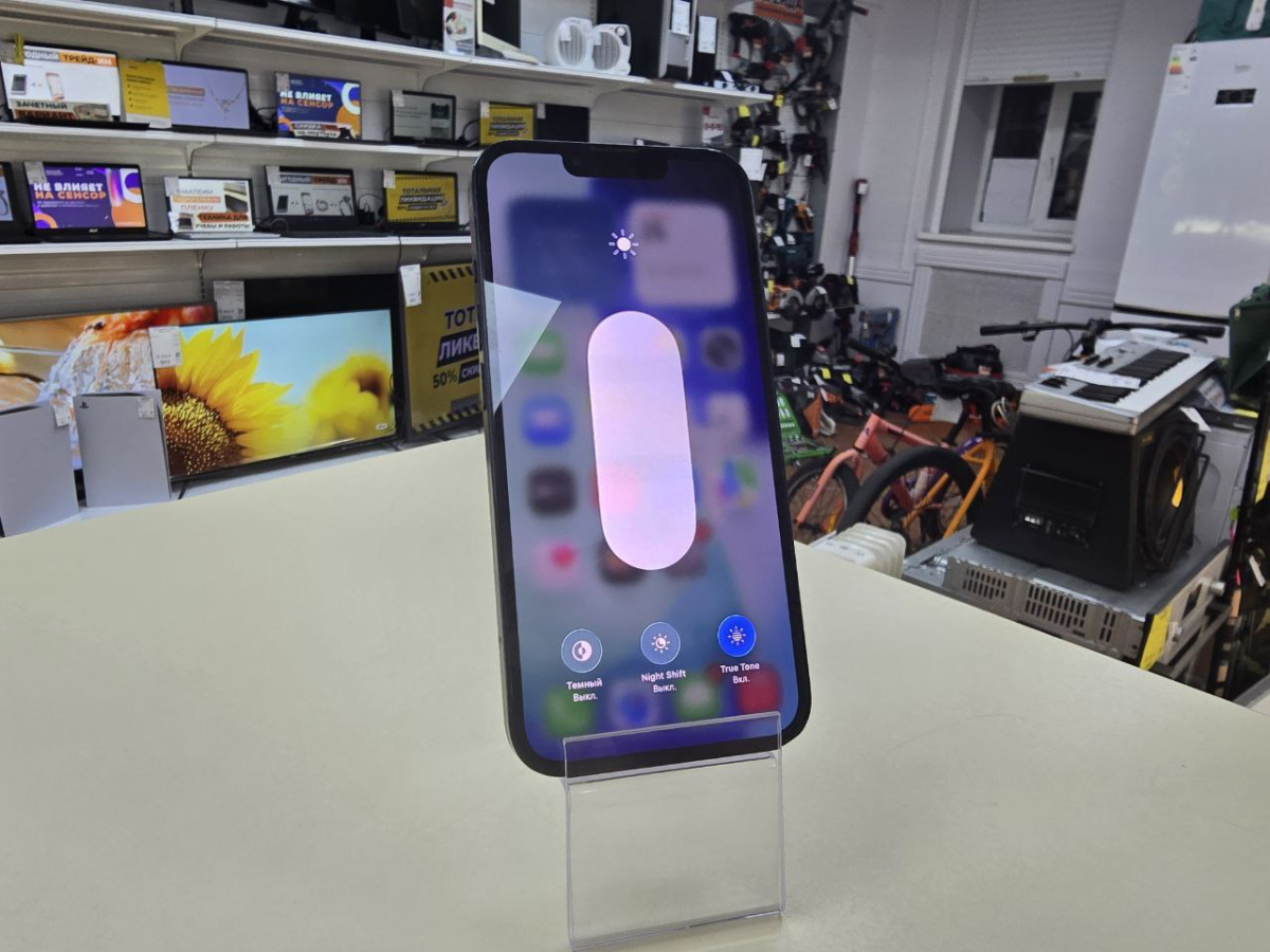 Смартфон Apple iPhone 13 128Gb