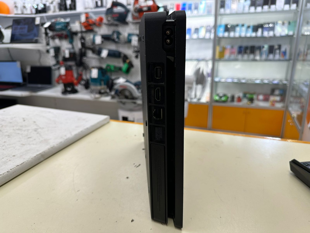 Игровая приставка PlayStation 4 500GB