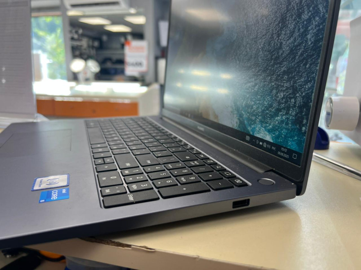 Ноутбук Huawei; Core I5-12450H, Intel UHD Graphics, 16 Гб, 480 Гб, Нет