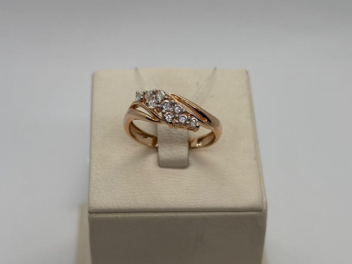 КОЛЬЦО С КАМНЯМИ (Au 585)