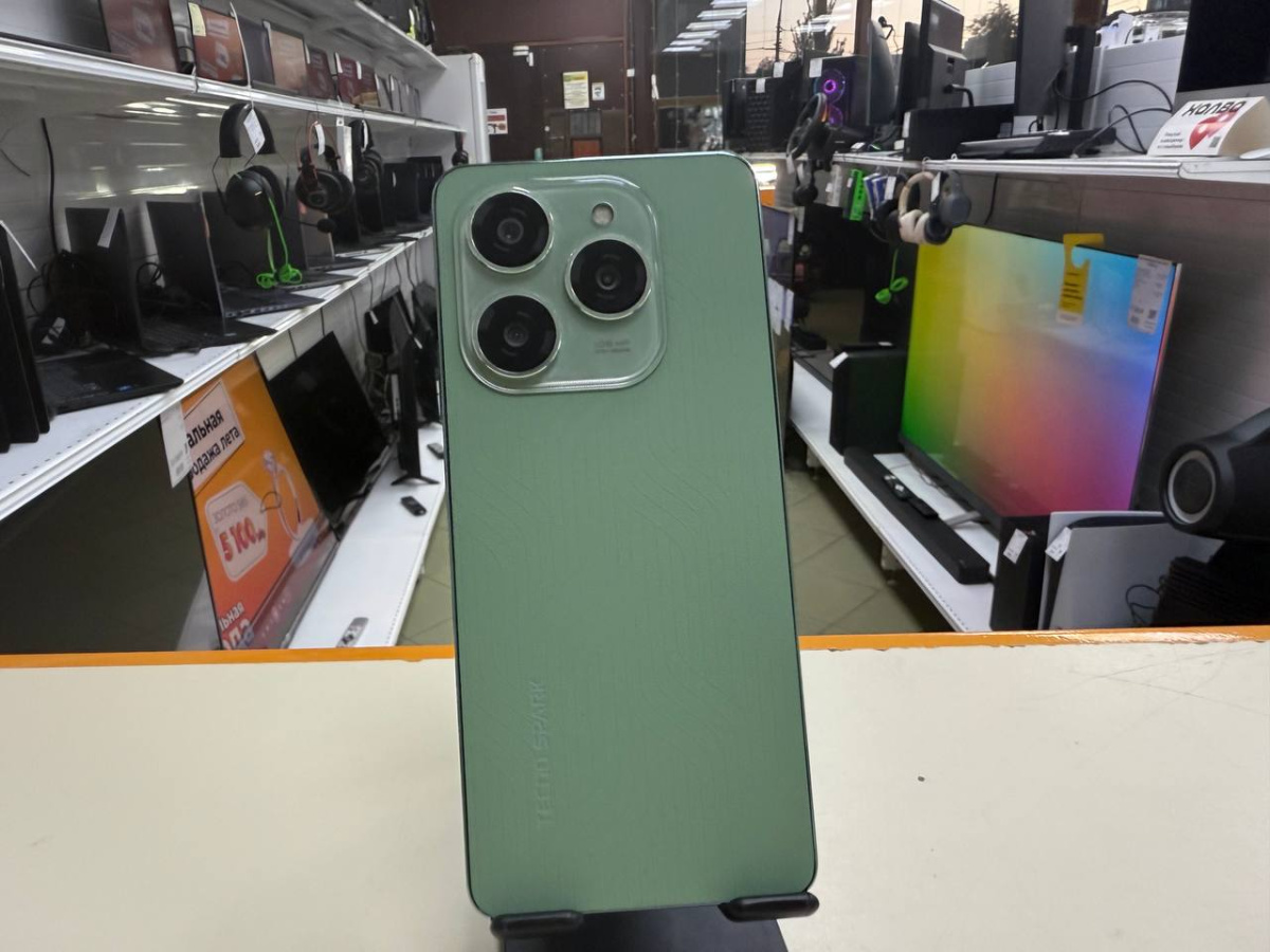 Смартфон Tecno SPARK 20 PRO 8/256